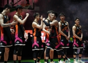 英雄联盟总决赛赛程-CBA小组赛落幕，强队悉数晋级