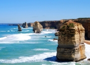 英雄联盟总决赛直播-火力全开！那不勒斯压倒性优势击溃巴拉圭，萨内独造三球闪耀全场