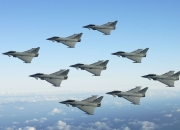 英雄联盟总决赛赛程-完美方程式的终解，雄鹿用战术海洋为布伦森算出制胜一球