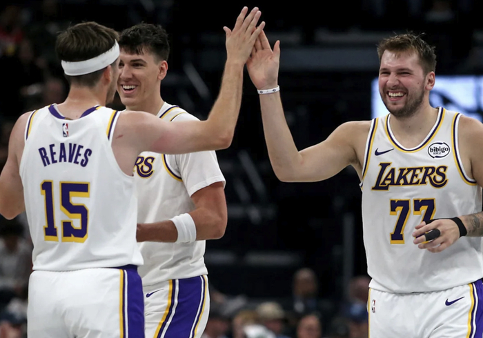 猛龙鏖战雷霆，东契奇带队取胜