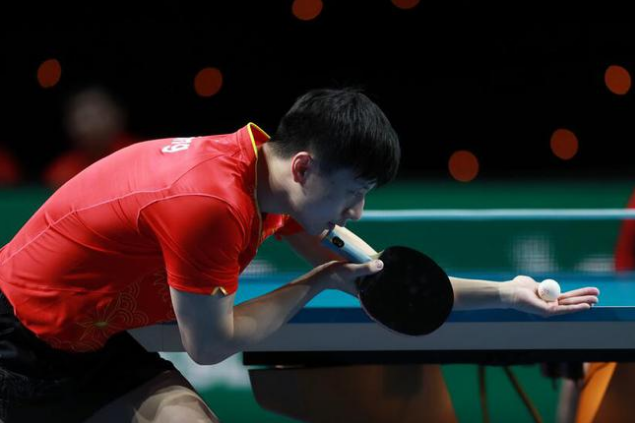 日本队险胜英格兰队，马龙状态火热