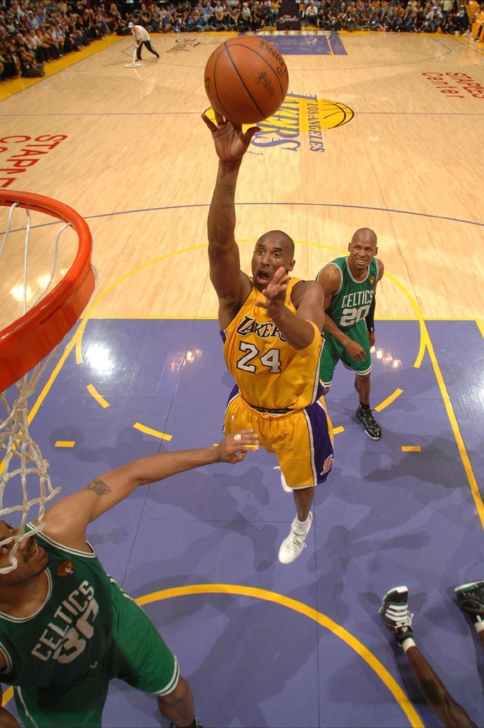 湖人力克凯尔特人，取得胜利