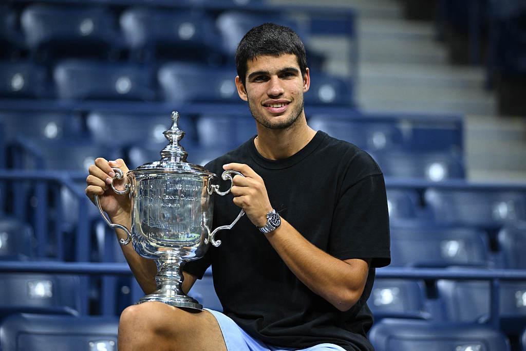 ATP总决赛险胜美网，阿尔卡拉斯状态火热