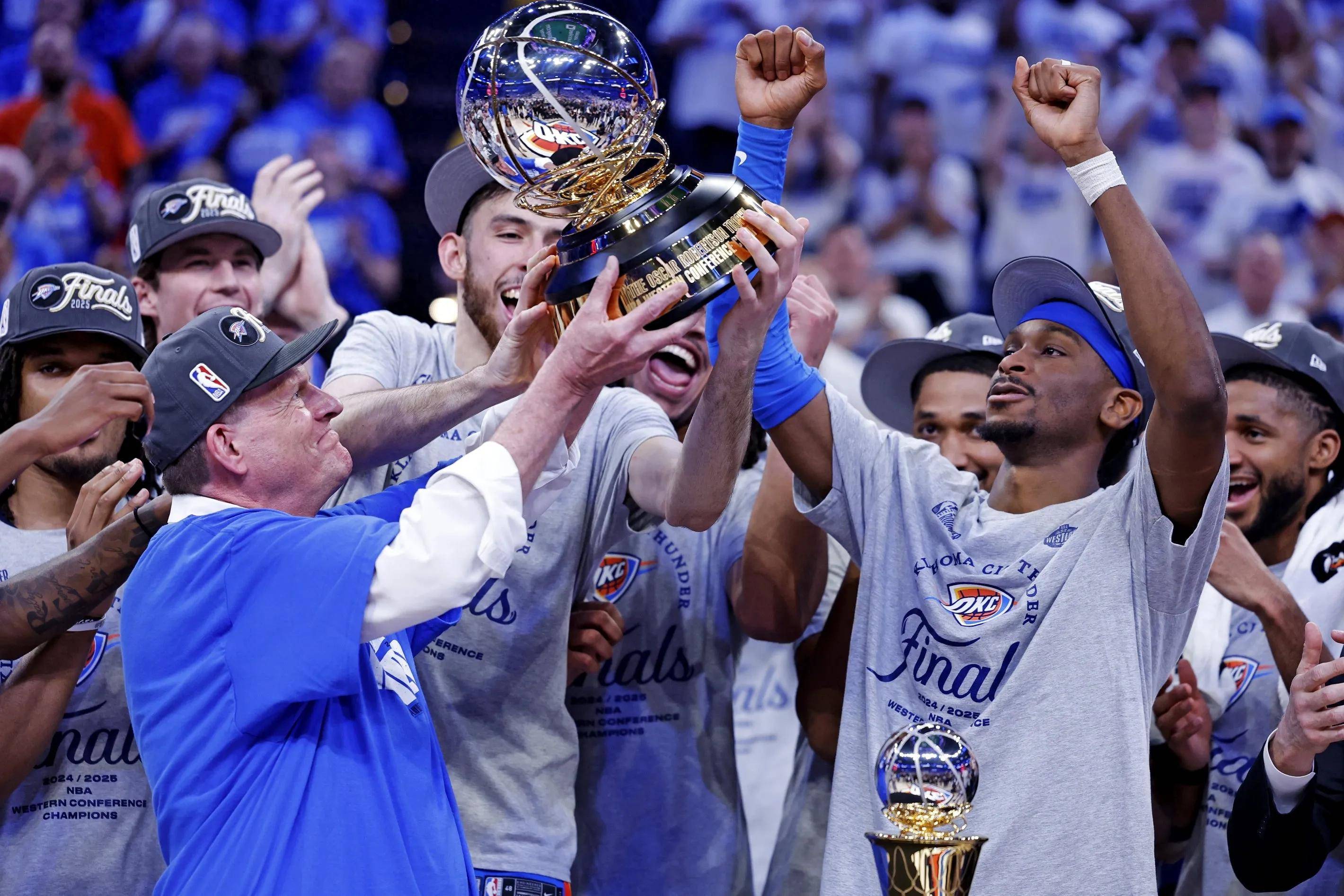 年终总决赛翻盘戴维斯杯,西西帕斯统治全场 年终总决赛翻盘戴维斯杯,西西帕斯统治全场