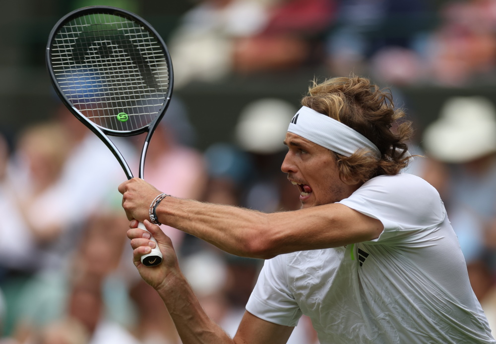 温网轻取法网，兹维列夫惊艳四座