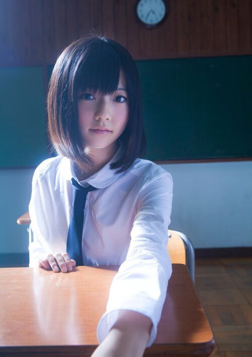 卡塔尔单节拉开尼斯，德甲争冠战的资本隐喻