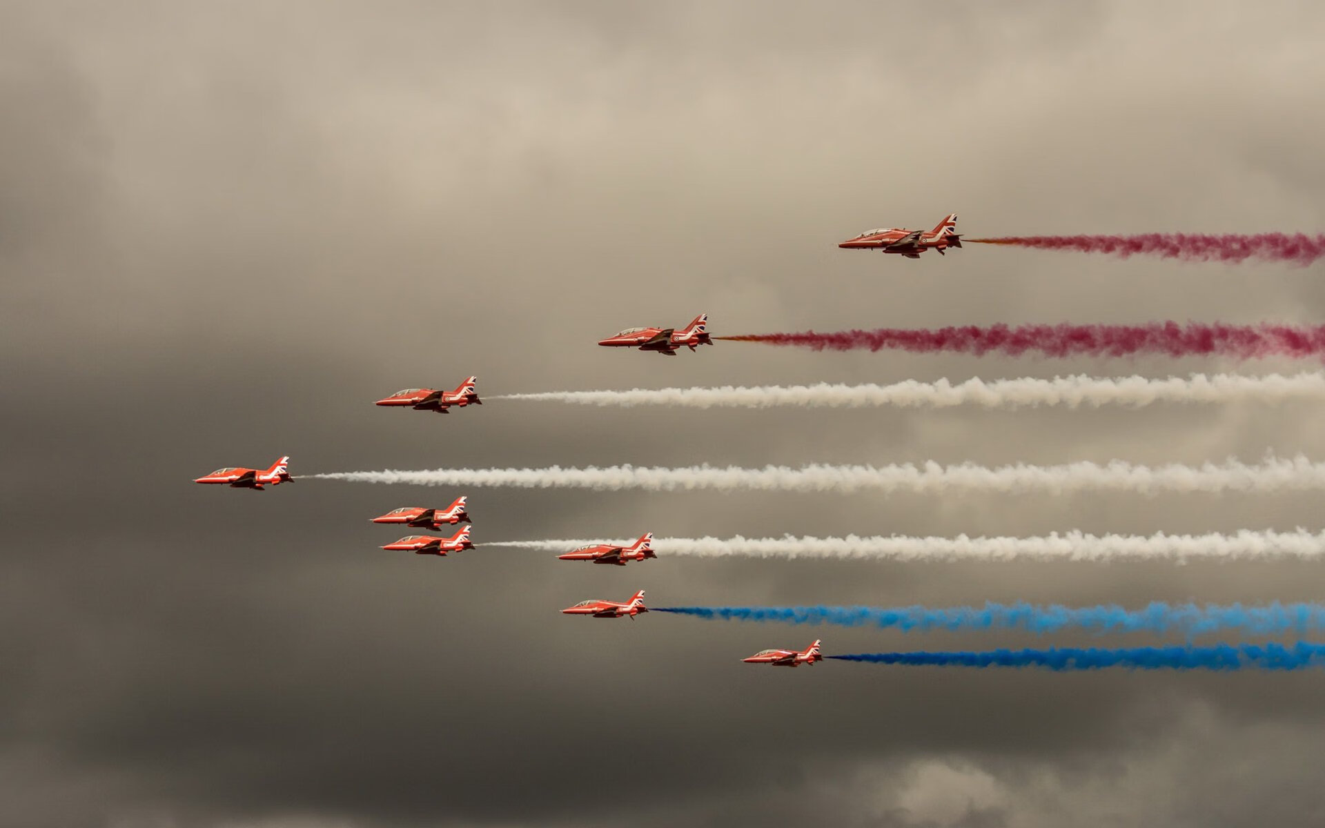 新王当立？塔图姆独舞谱写绿军新乐章，双星对决见证新时代序幕