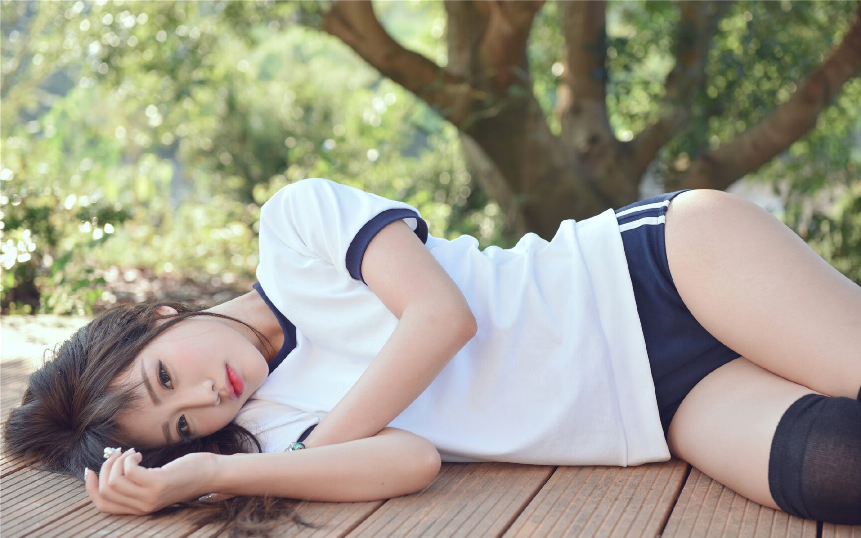 奥斯梅恩爆发点燃奇迹之夜！佛罗伦萨加时鏖战力克日本劲旅