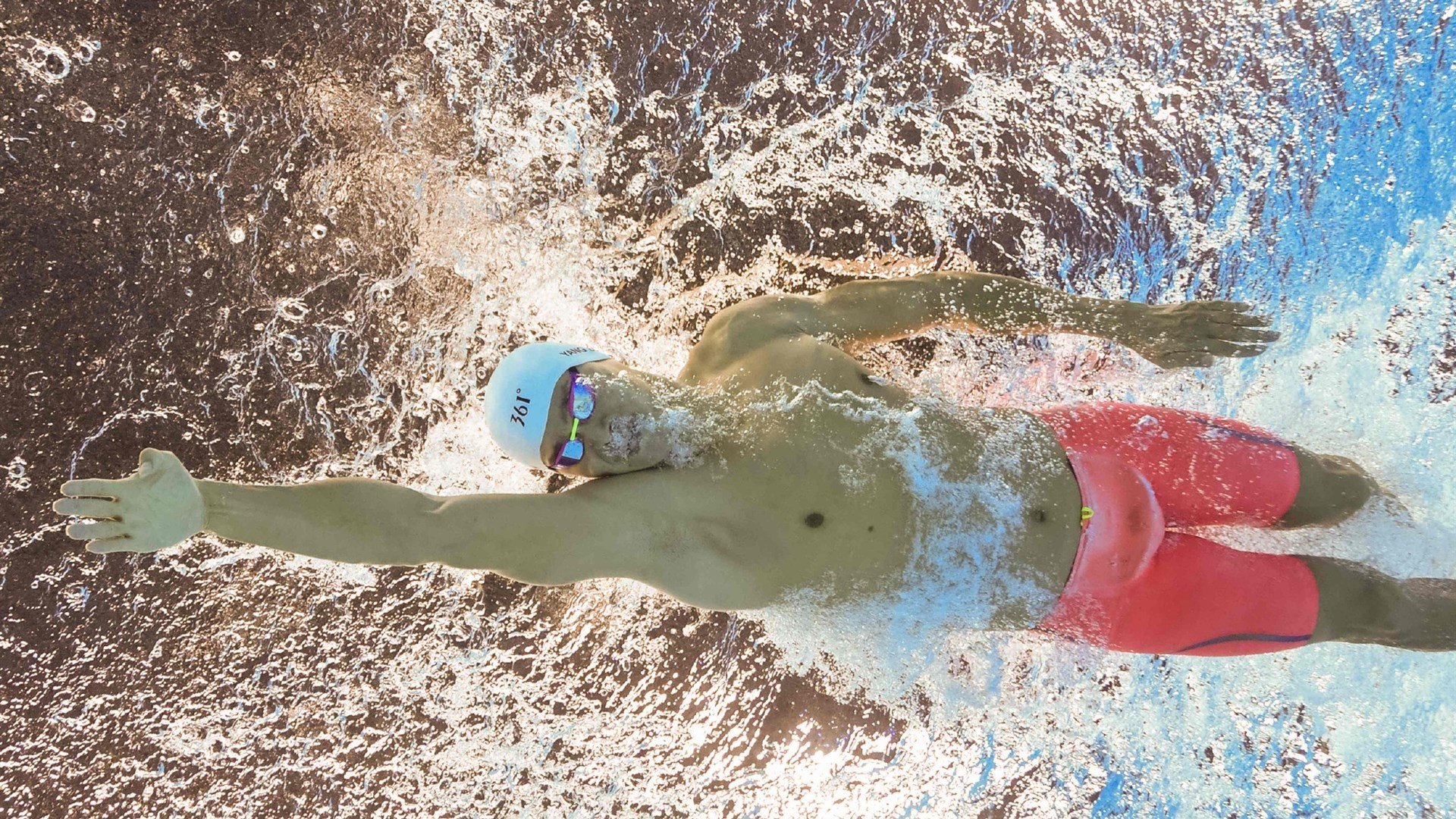 理念的柏林墙，当巴萨掀翻德国战车，努涅斯让悬念在哨响前死去