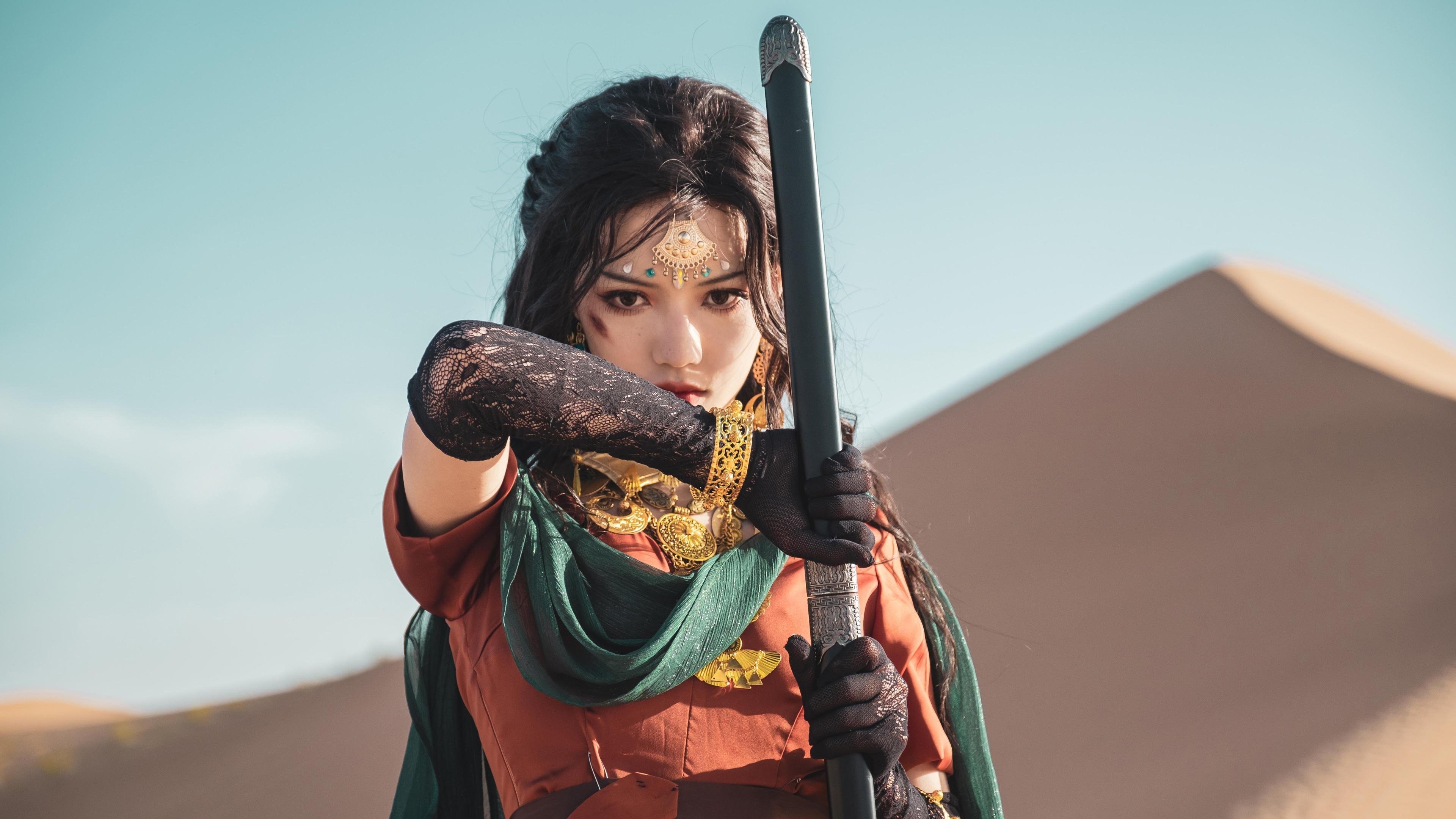 无关加拉加斯与马德里的英雄，当稳稳拿下遇见暴力美学